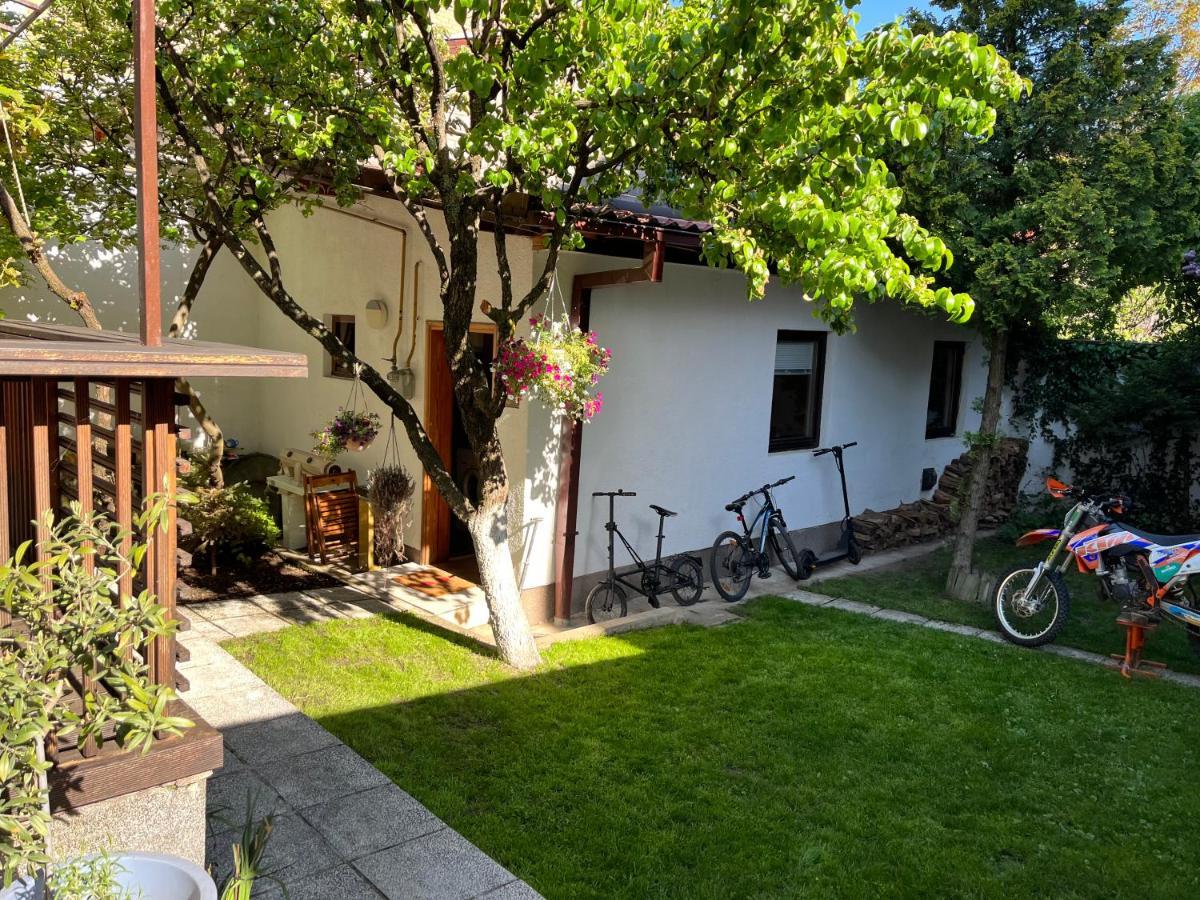 Apartments Music, Garden And Free Parking Sarajevo Exterior photo