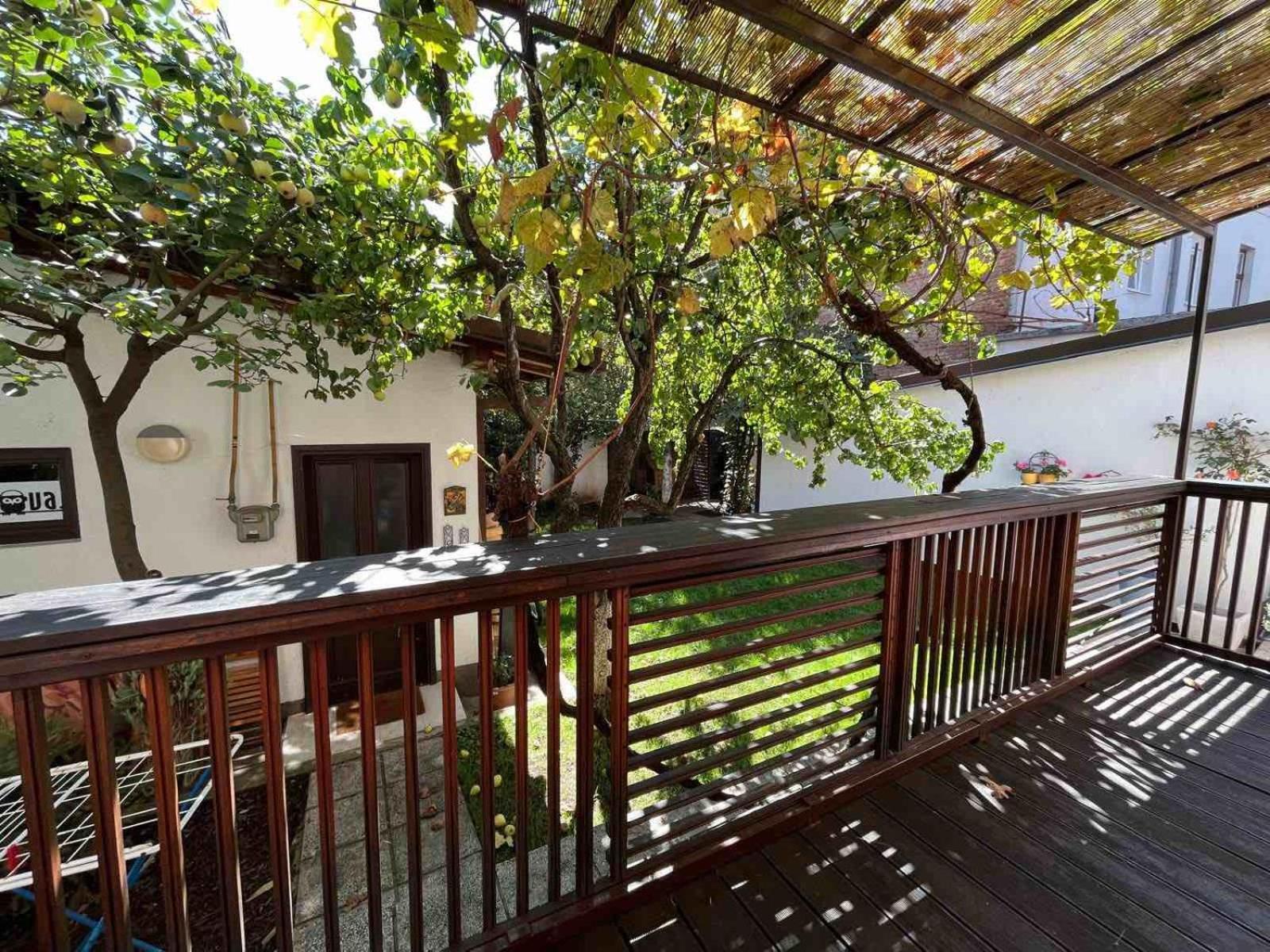 Apartments Music, Garden And Free Parking Sarajevo Exterior photo