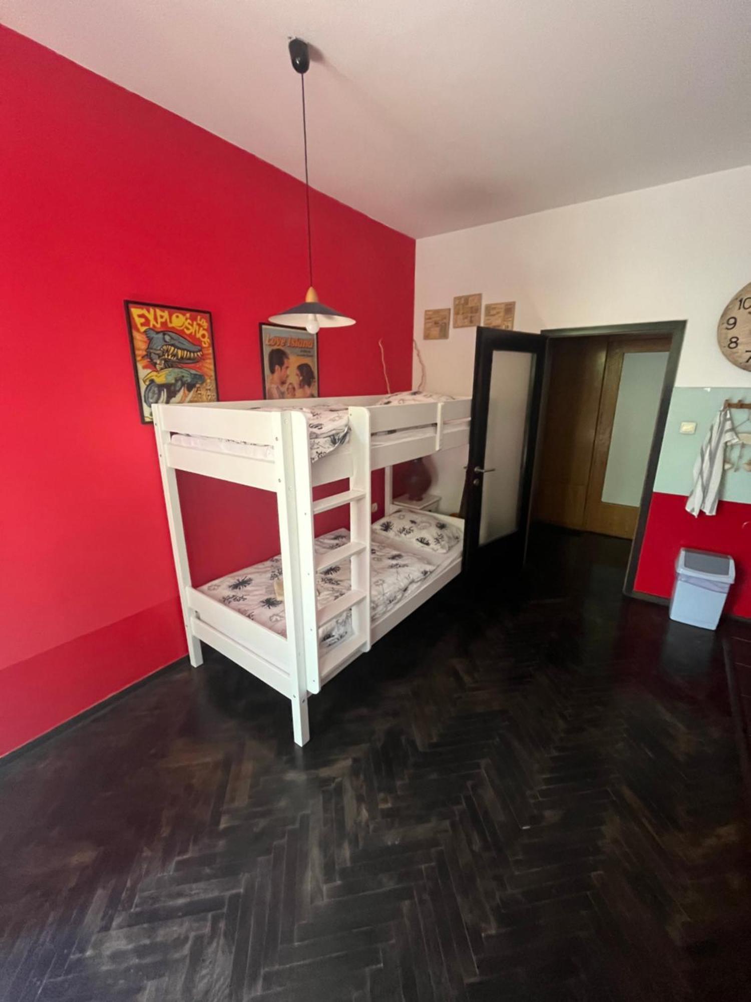 Apartments Music, Garden And Free Parking Sarajevo Exterior photo